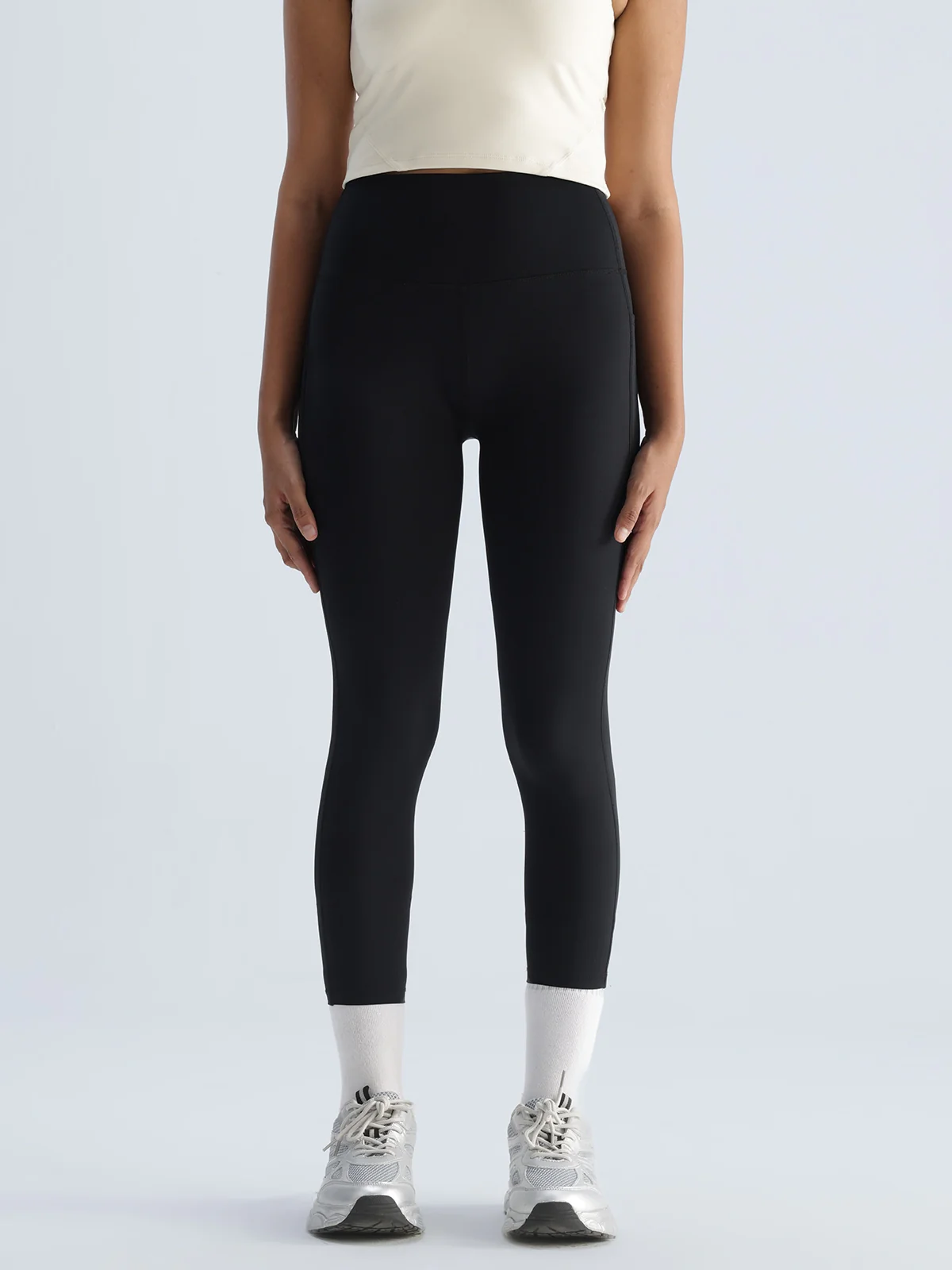Black Aerial Leggings - Image 5