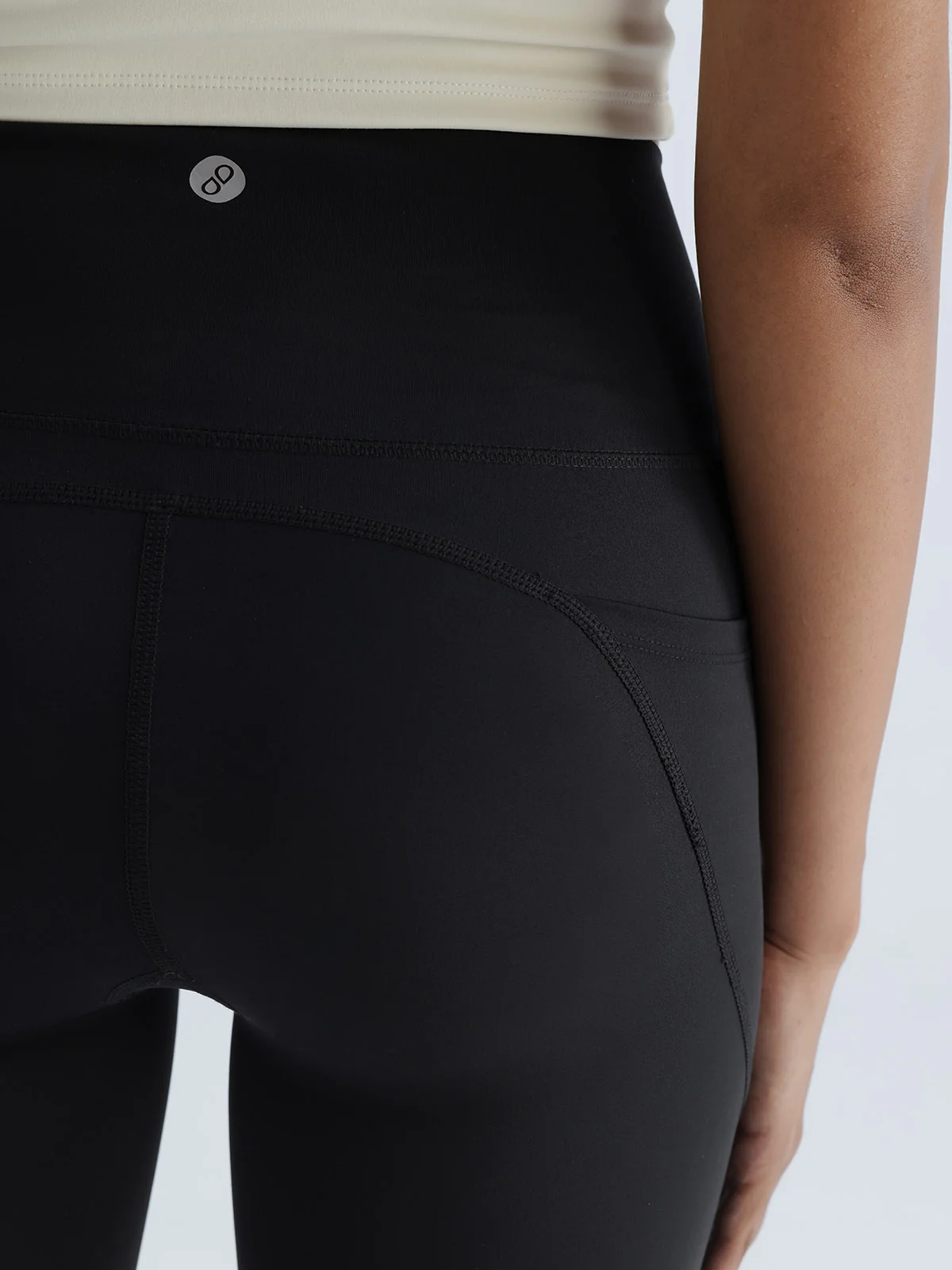 Black Aerial Leggings - Image 7