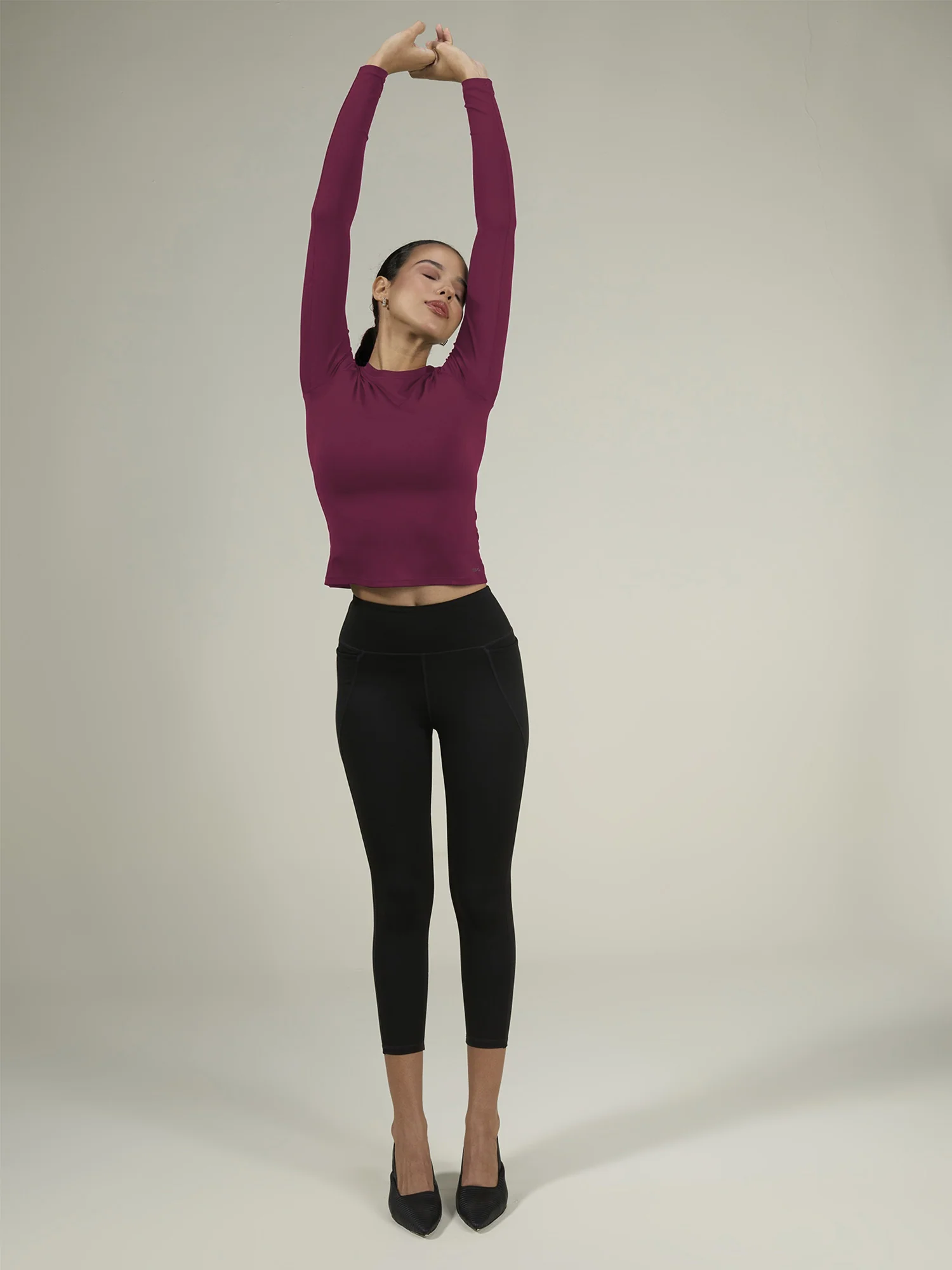 Burgundy Sculpt Crew Top - Image 2